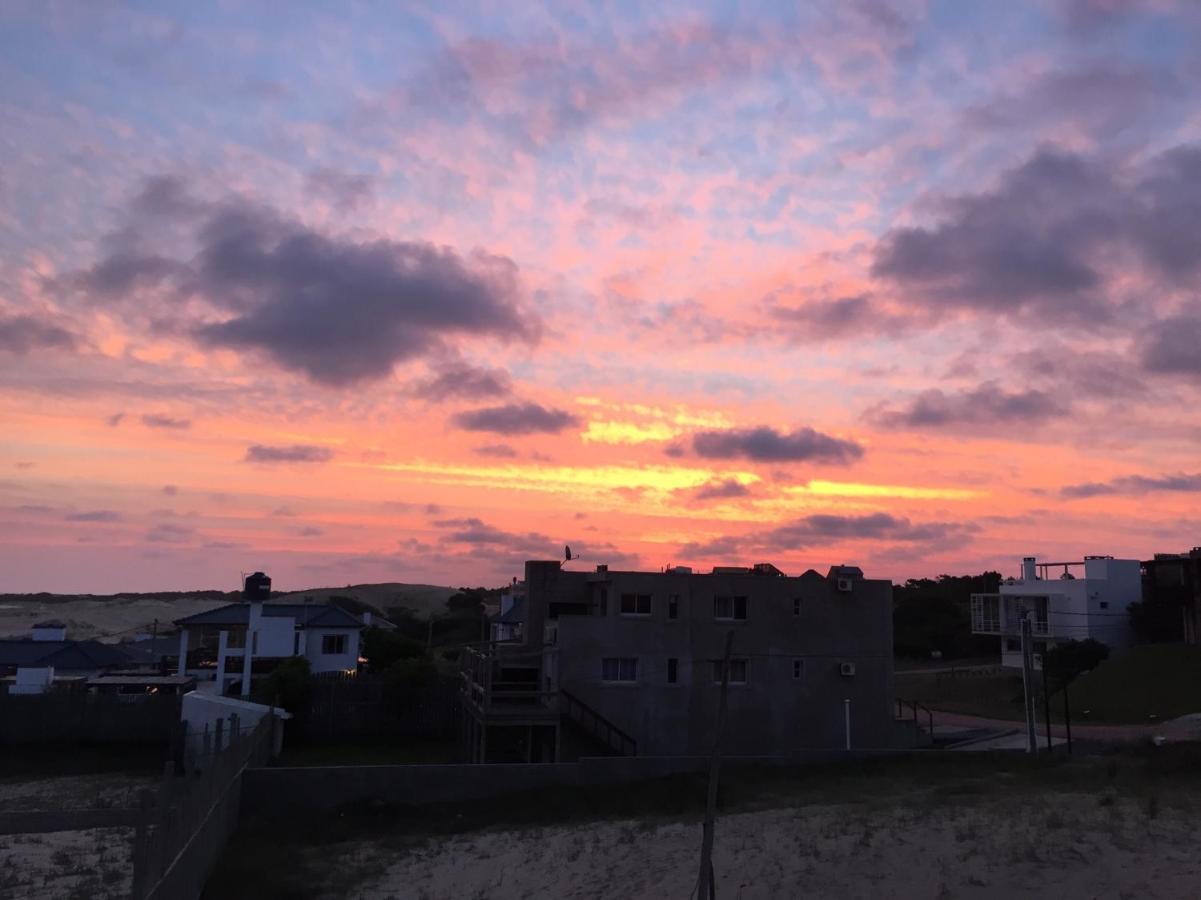 Miralejos Complejo De Apartamentos Punta Del Diablo Esterno foto