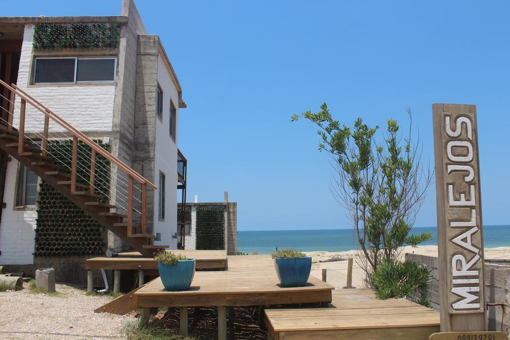 Miralejos Complejo De Apartamentos Punta Del Diablo Esterno foto